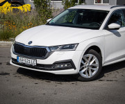 Škoda Octavia Combi 2.0 TDI DSG Style, Matrix LED, HUD, ťažné, KESSY, nelakované, DPH