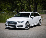 Audi A4 Avant 3.0 TDI V6 Quattro 3x Sline, Virtual cockpit, el. ťažné