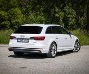 Audi A4 Avant 3.0 TDI V6 Quattro 3x Sline, Virtual cockpit, el. ťažné