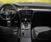 Volkswagen Arteon 2.0 TSI BMT R-Line DSG