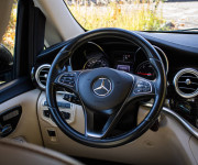 Mercedes-Benz V trieda V250d 4matic AMG, webasto, distronic, chladnička, odvetrávanie, ťažné, 3