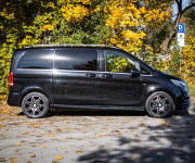 Mercedes-Benz V trieda V250d 4matic AMG, webasto, distronic, chladnička, odvetrávanie, ťažné, 3