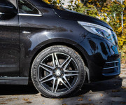 Mercedes-Benz V trieda V250d 4matic AMG, webasto, distronic, chladnička, odvetrávanie, ťažné, 3