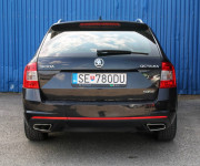 Škoda Octavia Combi 2.0 TDI DPF RS DSG