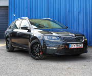 Škoda Octavia Combi 2.0 TDI DPF RS DSG