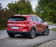 Kia Sportage 1.7 CRDi Gold +, 1. majiteľ, slovenské, nelakované, v záruke