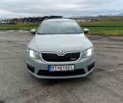 Škoda Octavia Combi 2.0 TDI DPF RS DSG