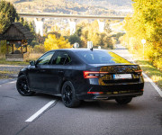 Škoda Superb 1.5 TSI DSG Sportline BLACK, Virtual, Canton, ACC, DCC, Záruka