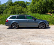 Škoda Octavia RS Combi 2.0 TDI 135kW, A6, 4x4