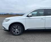 Mitsubishi Outlander MITSUBISHI