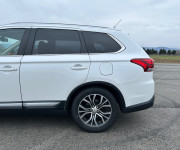 Mitsubishi Outlander MITSUBISHI