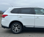 Mitsubishi Outlander MITSUBISHI