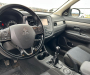 Mitsubishi Outlander MITSUBISHI