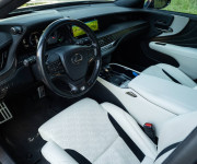 Lexus LS 500h F Sport