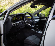 Volkswagen Golf Variant 1.5 TSI Life, Slovenské, Mŕtvy uhol, Lane assist, Adaptívny tempomat, k