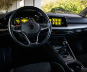 Volkswagen Golf Variant 1.5 TSI Life, Slovenské, Mŕtvy uhol, Lane assist, Adaptívny tempomat, k