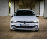 Volkswagen Golf Variant 1.5 TSI Life, Slovenské, Mŕtvy uhol, Lane assist, Adaptívny tempomat, k