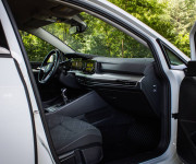 Volkswagen Golf Variant 1.5 TSI Life, Slovenské, Mŕtvy uhol, Lane assist, Adaptívny tempomat, k