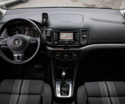 Volkswagen Sharan 2.0 TDI CR DSG, Bixenón, Navi, Ťažné, nelakované, vymenené rozvody, Nová STK