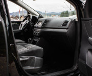 Volkswagen Sharan 2.0 TDI CR DSG, Bixenón, Navi, Ťažné, nelakované, vymenené rozvody, Nová STK