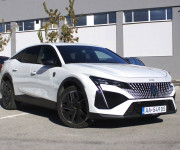 Peugeot 408 1.2 PureTech 130 GT EAT8