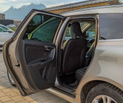 Volvo XC60 D4 Momentum Geartronic AWD, 120kW, A6, 5d.