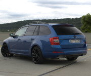Škoda Octavia Combi 2.0 TDI Elegance/Style DSG
