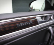 Volkswagen Touareg II 4.2 V8 TDI Premium 4MOTION