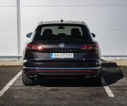 Volkswagen Touareg 3.0 V6 TDI 170 kW Matrix, Vzduch, Masáž