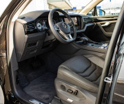 Volkswagen Touareg 3.0 V6 TDI 170 kW Matrix, Vzduch, Masáž