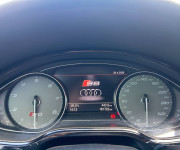Audi S8 PLUS Quattro AT8 (605k)
