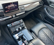 Audi S8 PLUS Quattro AT8 (605k)