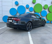 Audi S8 PLUS Quattro AT8 (605k)