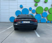 Audi S8 PLUS Quattro AT8 (605k)