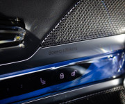 BMW Rad 7 740d xDrive M Sport PRO v záruke, Webasto, Bowers &amp; Wilkins, natáčanie nápravy