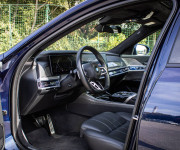 BMW Rad 7 740d xDrive M Sport PRO v záruke, Webasto, Bowers &amp; Wilkins, natáčanie nápravy