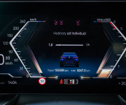 BMW Rad 7 740d xDrive M Sport PRO v záruke, Webasto, Bowers &amp; Wilkins, natáčanie nápravy
