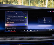 BMW Rad 7 740d xDrive M Sport PRO v záruke, Webasto, Bowers &amp; Wilkins, natáčanie nápravy