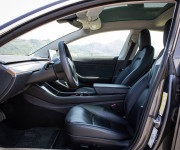 Tesla Model 3 Long Range 4x4 Premium Sound, ťažné, nelakované, DPH