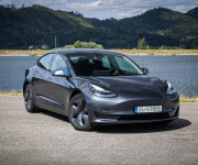 Tesla Model 3 Long Range 4x4 Premium Sound, ťažné, nelakované, DPH