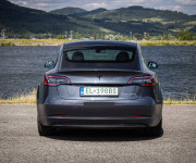 Tesla Model 3 Long Range 4x4 Premium Sound, ťažné, nelakované, DPH