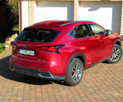 Lexus NX 300 Hybrid 2.5 114 kw 4x4