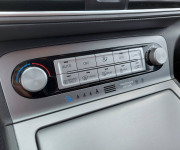 Hyundai Kona Electric 100