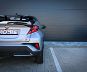 Toyota C-HR Hybrid GR Sport e‑CVT SR vozidlo