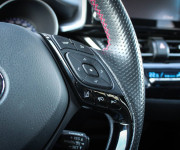 Toyota C-HR Hybrid GR Sport e‑CVT SR vozidlo