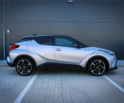 Toyota C-HR Hybrid GR Sport e‑CVT SR vozidlo