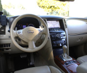 Infiniti QX70 3.0D Premium 175kw AT7