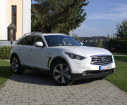 Infiniti QX70 3.0D Premium 175kw AT7