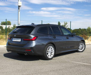 BMW Rad 3 Touring 318d mHEV A/T