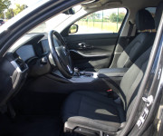 BMW Rad 3 Touring 318d mHEV A/T